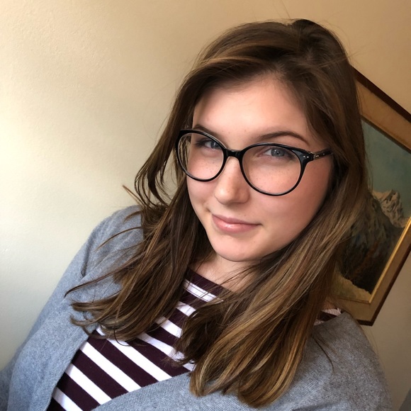 Meet your Posher, Catecatelyn - Picture 1 of 1